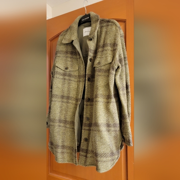 Ganna Jacket Aritzia - Picture 2 of 3